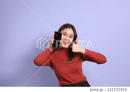 Cute Asian Woman Cute Asian Woman 122372958