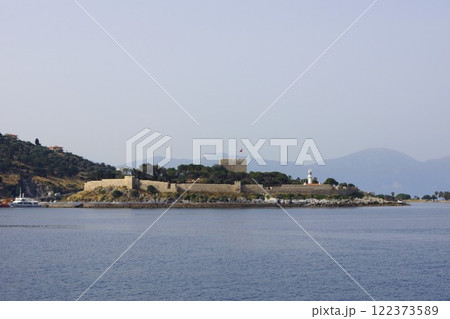 トルコ クシャダスのクシャダス城 トルコ クシャダスのクシャダス城 122373589