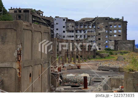 世界遺産・軍艦島（端島）《長崎》 122373835