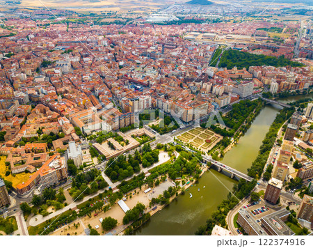 Center of ancient town Valladolid 122374916