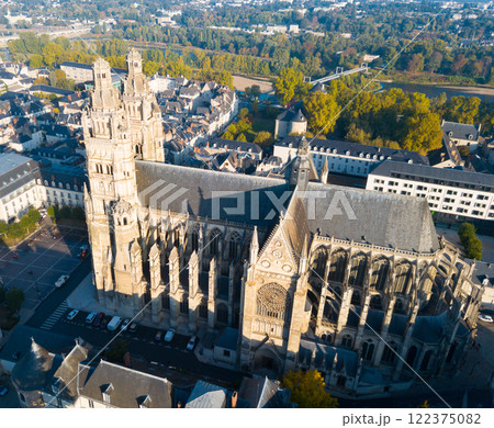 Aerial view on Tours Cathedral Aerial view on Tours Cathedral 122375082