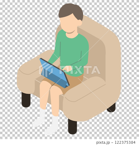 ソファーに座ってタブレットを操作する男の子 122375384