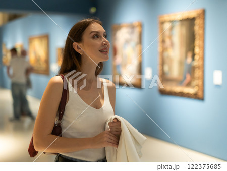 Young Woman in the Museum 122375685