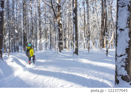 スノーシュートレッキングのイメージ(恩原湖周辺) スノーシュートレッキングのイメージ(恩原湖周辺) 122377045