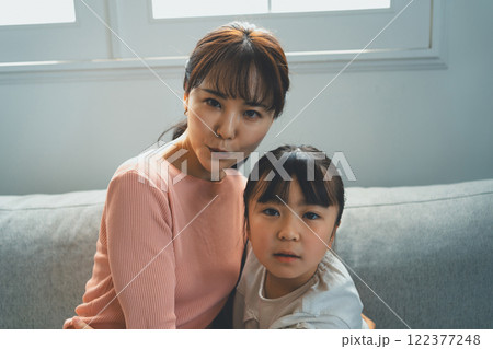 9歳の娘とママ 9歳の娘とママ 122377248