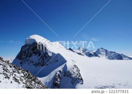 マッターホルングレイシャーパラダイスから ツェルマット スイス マッターホルングレイシャーパラダイスから ツェルマット スイス 122377831
