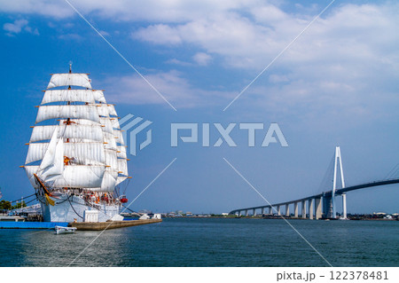 (とやまビューポイント) 初夏の海王丸パーク 総帆展帆 5月 (とやまビューポイント) 初夏の海王丸パーク 総帆展帆 5月 122378481