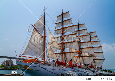 (とやまビューポイント)　初夏の海王丸パーク 総帆展帆 5月 122378513