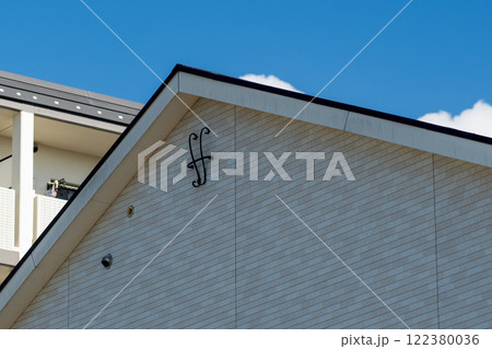 住宅の妻飾り 住宅の妻飾り 122380036