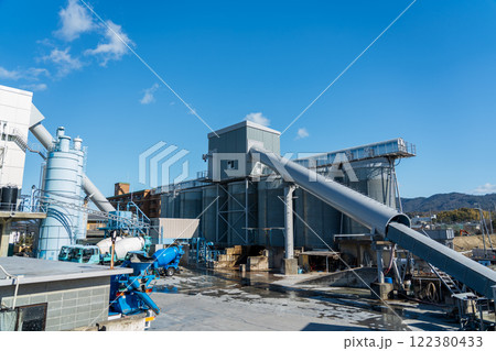 生コンの会社 122380433