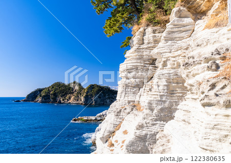 《静岡県》堂ヶ島の美しい海岸線・西伊豆の景勝地 122380635