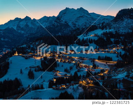 Aerial drone view of the Colle Santa Lucia commune in Italy 122381725