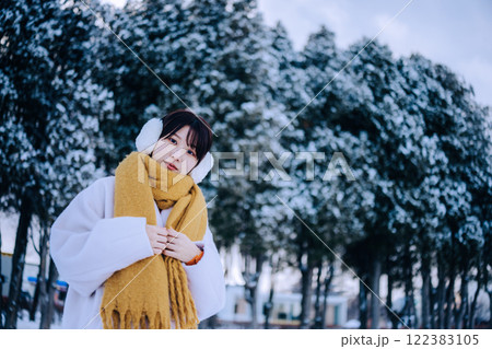 北海道で彼女デート 122383105