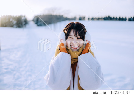 北海道で彼女とデート 122383195