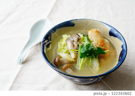 サムゲタン 122383602