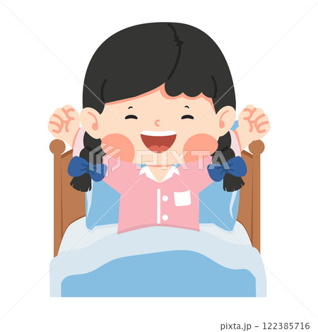 girl waking up in the morning on the bed 122385716