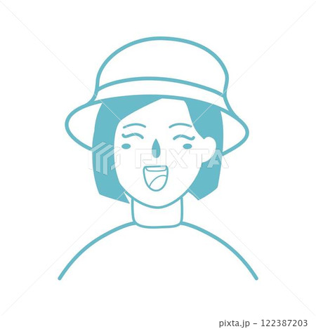 beautiful tourist girl with summer hat 122387203