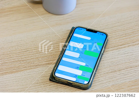 スマホのトーク画面 122387662