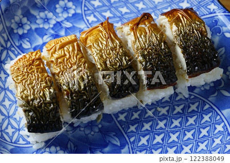 焼き鯖寿司 122388049