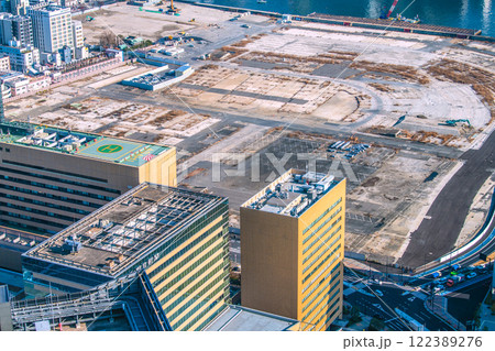 日本の東京都市景観 令和7年・新時代へ。築地市場跡地などを望む。再開発へ…＝1月23日 122389276