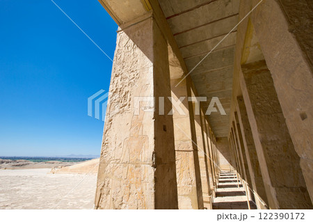 The temple of Hatshepsut near Luxor in Egypt 122390172