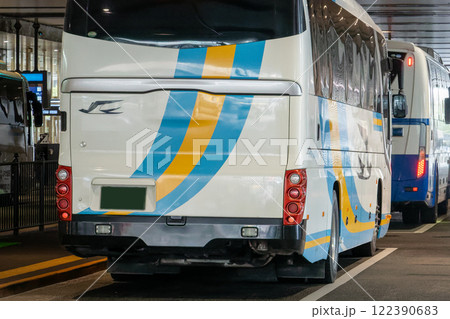 高速バス ターミナル停車イメージ 高速バス ターミナル停車イメージ 122390683