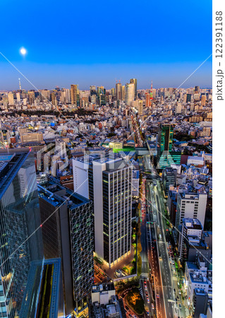 東京　渋谷区　渋谷スクランブルスクエアの展望施設 SHIBUYA SKY（渋谷スカイ）からの眺め 122391188