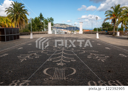 Courtyard of St. Martin church, Funchal, Madeira 122392905