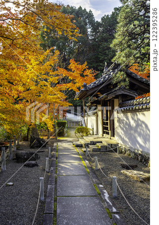 井山般若院　山門　岡山県総社市 122395286