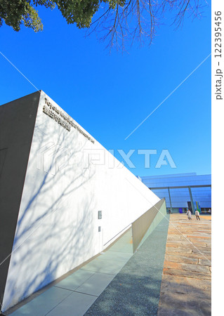 愛知県豊田市、豊田市美術館の風景 愛知県豊田市、豊田市美術館の風景 122395456