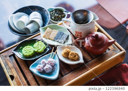 九份　阿妹茶樓のお茶とお茶菓子 122396840