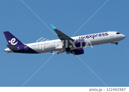 ホンコンエクスプレスA321離陸上昇 ホンコンエクスプレスA321離陸上昇 122402987