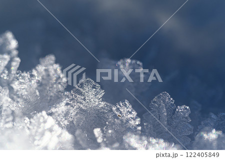 雪の結晶 氷の造形 雪の結晶 氷の造形 122405849