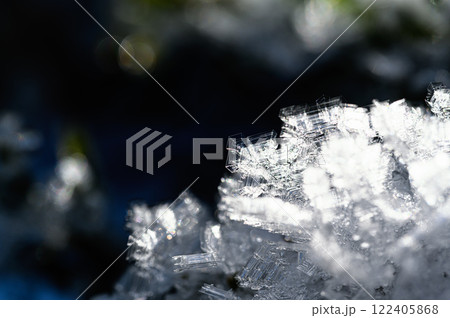 雪の結晶 氷の造形 雪の結晶 氷の造形 122405868