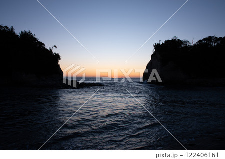 夜明け前の海岸 高戸小浜海岸 夜明け前の海岸 高戸小浜海岸 122406161