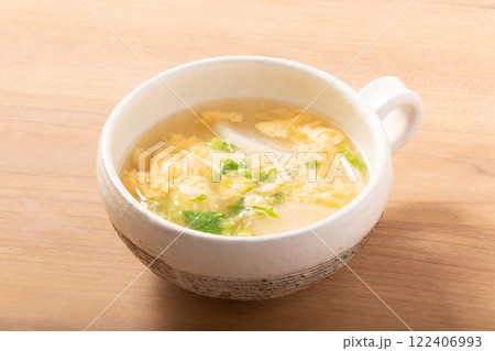 カブの卵スープ 122406993