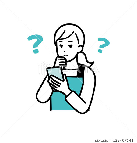 スマホを持って悩む主婦 122407541