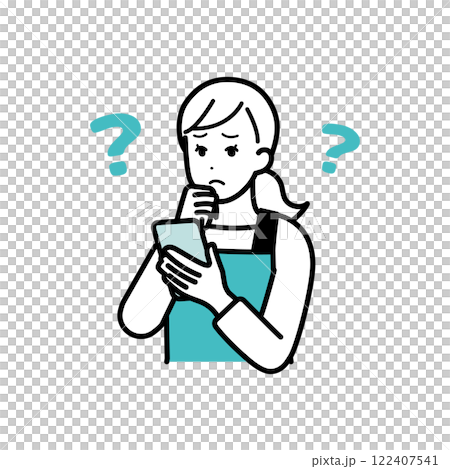 スマホを持って悩む主婦 122407541