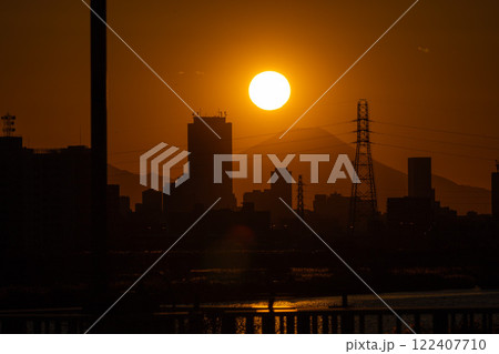 ダイヤモンド富士 東京都 足立区より 2025 ダイヤモンド富士 東京都 足立区より 2025 122407710