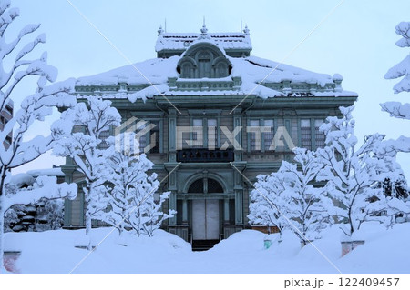 冬の青森銀行記念館(青森県弘前市) 冬の青森銀行記念館(青森県弘前市) 122409457