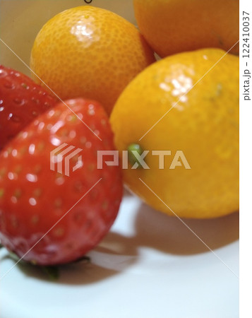 ビタミンたっぷりキンカンといちご 122410037