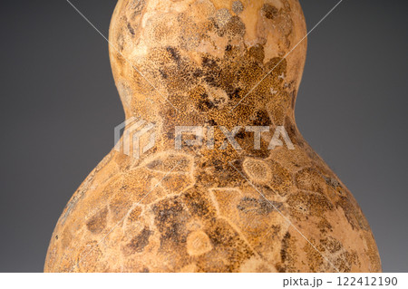 乾燥した瓢箪の表面 122412190