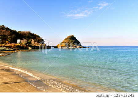 鱚ヶ浦海水浴場付近より亀ヶ崎方向を望む(千葉県鋸南町)【2025.1】 鱚ヶ浦海水浴場付近より亀ヶ崎方向を望む(千葉県鋸南町)【2025.1】 122412242