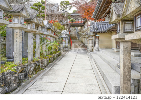 信貴山朝護孫子寺 玉蔵院への参道 信貴山朝護孫子寺 玉蔵院への参道 122414123