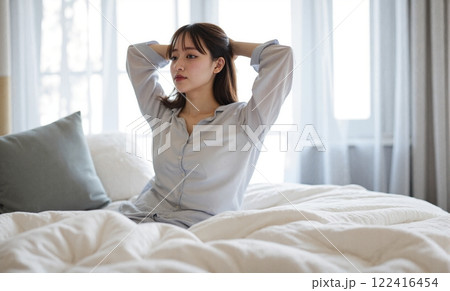 不眠症の女性 不眠症の女性 122416454