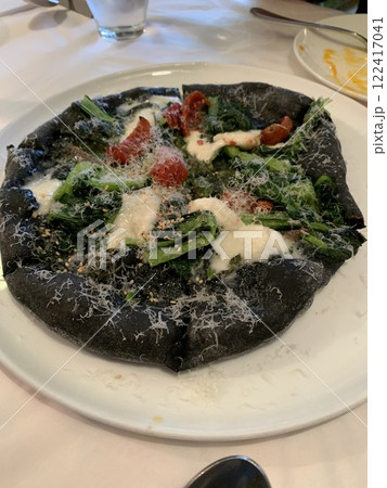 美味しそうなピザ 122417041