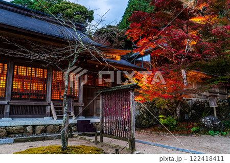 宝満宮竈門神社の紅葉ライトアップ【福岡県太宰府市】 122418411