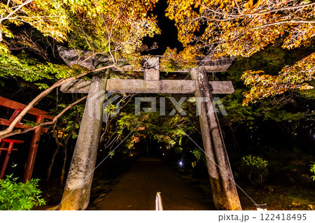 宝満宮竈門神社の紅葉ライトアップ【福岡県太宰府市】 宝満宮竈門神社の紅葉ライトアップ【福岡県太宰府市】 122418495