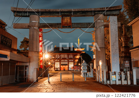 夜の参道 夜の参道 122421776