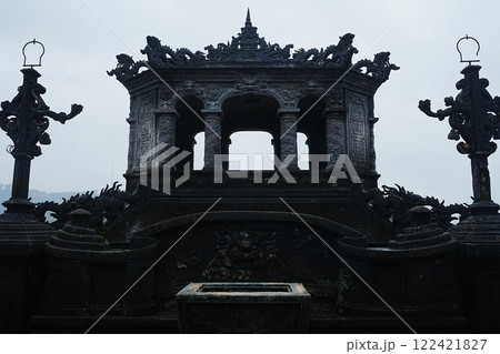 ベトナム フエ カイディン帝陵 ベトナム フエ カイディン帝陵 122421827